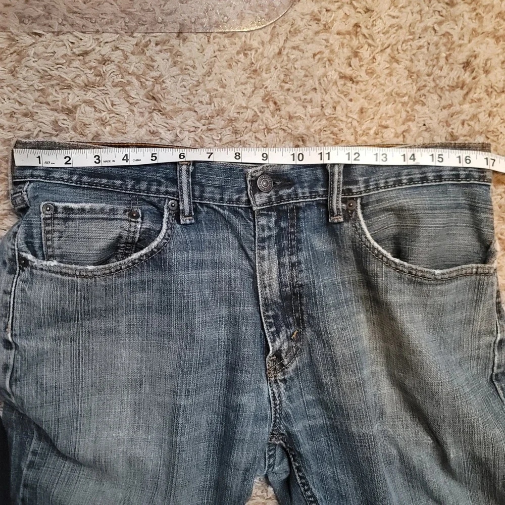 Levi's 559 Relaxed Straight Jeans Mens 34x32 Blue Medium Wash Distressed Cotton‎